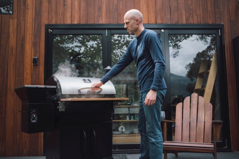 Compact Pellet Grill